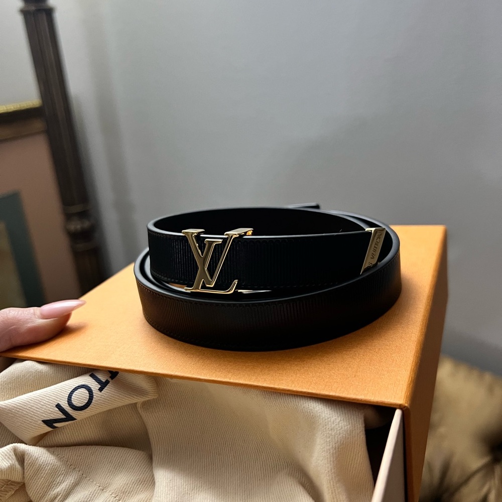 Louis Vuitton Women’s Belt LV Initiales 20MM - Picture 5 of 9